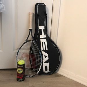 Tennis rocket with case and balls